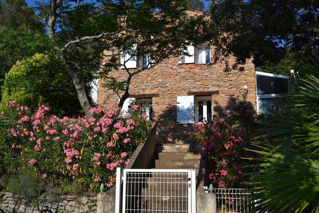 Tivoli En Provence Cotignac Exterior foto